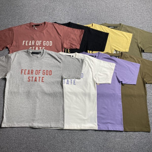 FOG Fear of God FOG ESSENTIALS T-shirt FOG Fear of God FOG ESSENTIALS T-shirt