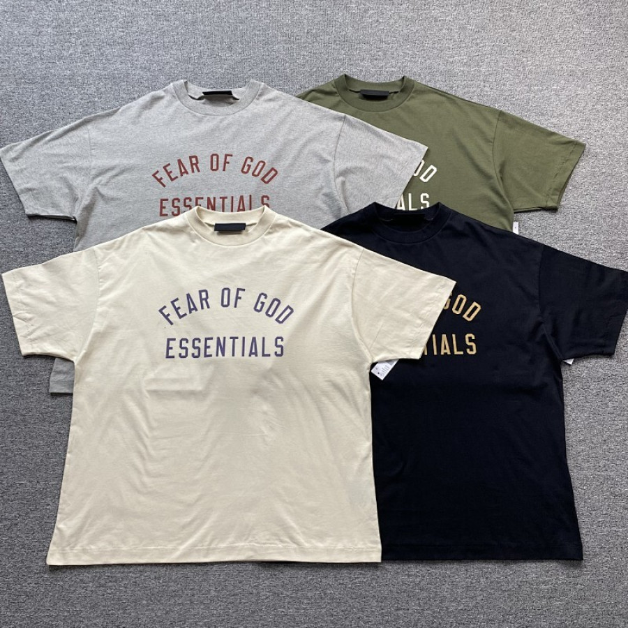 FOG Fear of God FOG ESSENTIALS T-shirt FOG Fear of God FOG ESSENTIALS T-shirt