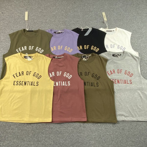 FOG Fear of God FOG ESSENTIALS T-shirt FOG Fear of God FOG ESSENTIALS T-shirt