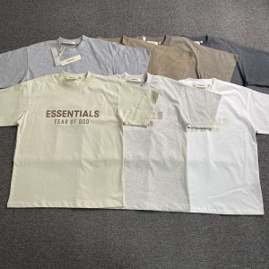 FOG Fear of God FOG ESSENTIALS T-shirt FOG Fear of God FOG ESSENTIALS T-shirt