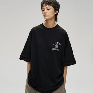 FOG Fear of God FOG ESSENTIALS T-shirt FOG Fear of God FOG ESSENTIALS T-shirt