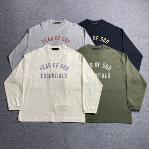 FOG Fear of God FOG ESSENTIALS T-shirt FOG Fear of God FOG ESSENTIALS T-shirt