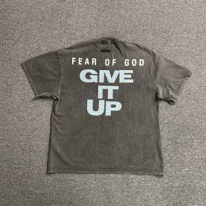 FOG Fear of God FOG ESSENTIALS T-shirt FOG Fear of God FOG ESSENTIALS T-shirt