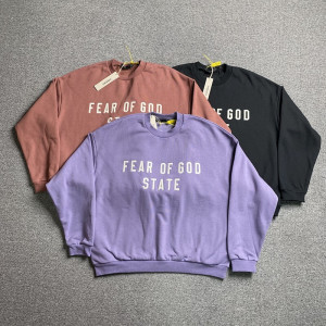 FOG Fear of God FOG ESSENTIALS Crewneck FOG Fear of God FOG ESSENTIALS Crewneck
