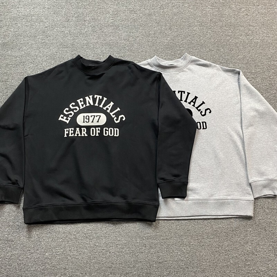 FOG Fear of God FOG ESSENTIALS Crewneck FOG Fear of God FOG ESSENTIALS Crewneck