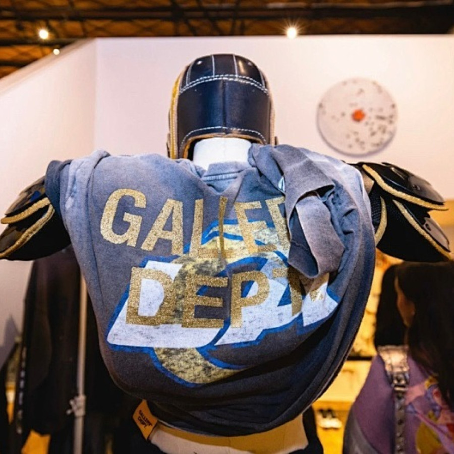 Gallery x LA Rams Sun Faded Black T-shirt Gallery x LA Rams Sun Faded Black T-shirt