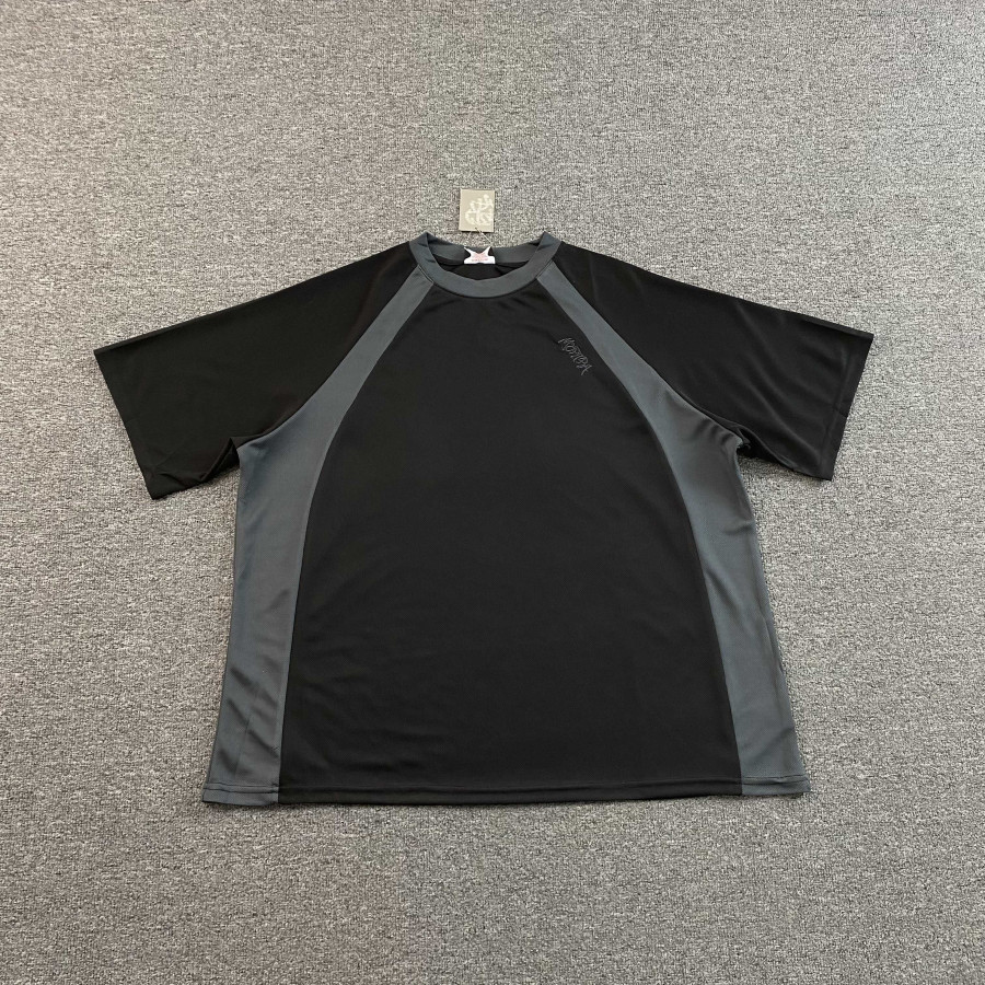 MERTRA T-shirt MERTRA T-shirt