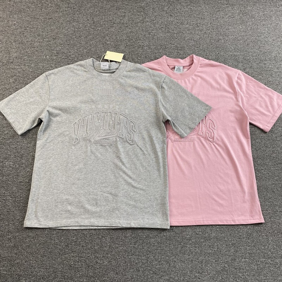 VETEMENTS T-shirt VETEMENTS T-shirt