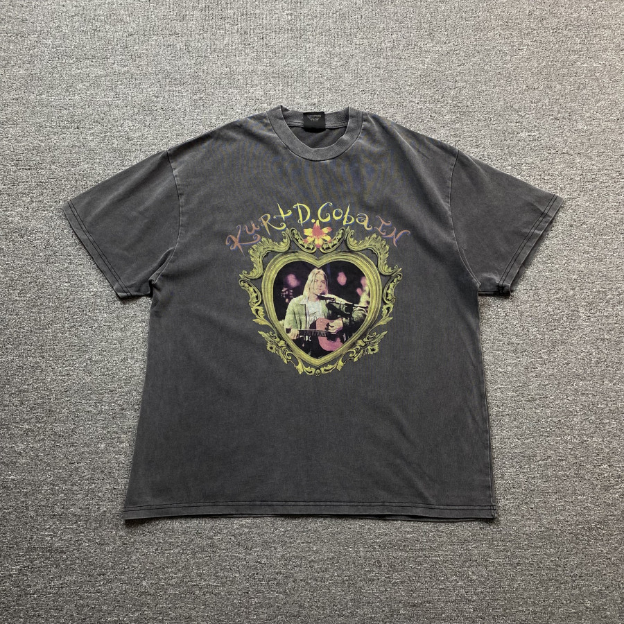 VINTAGE T SHIRT