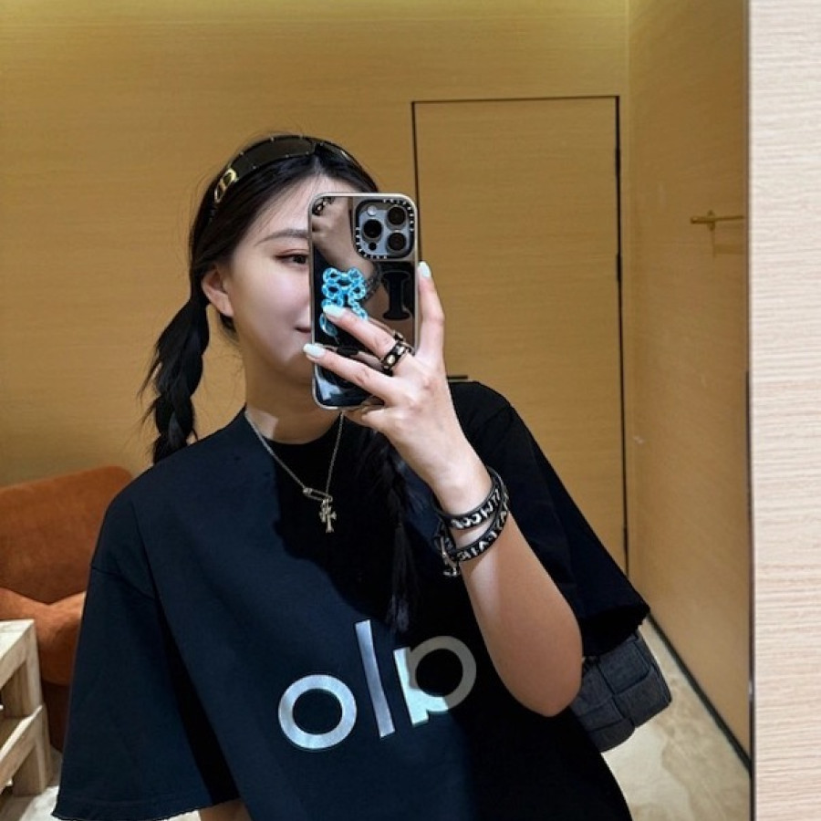 ALO T-shirt ALO T-shirt