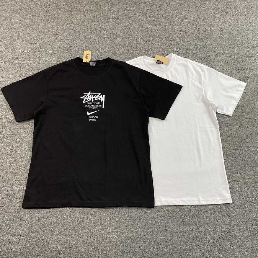 STUSSY T-shirt STUSSY T-shirt