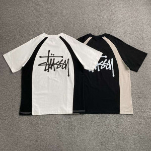 STUSSY T-shirt