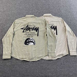 STUSSY T-shirt