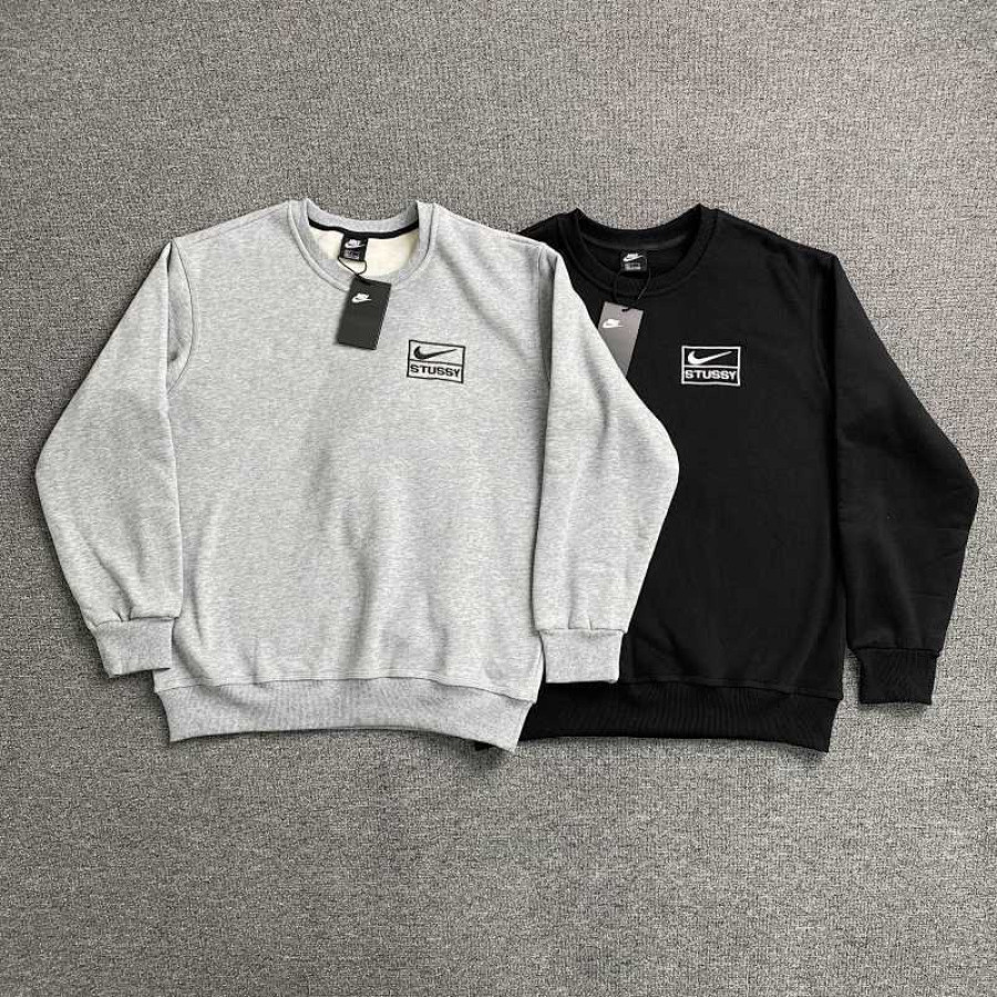 STUSSY Crewneck STUSSY Crewneck