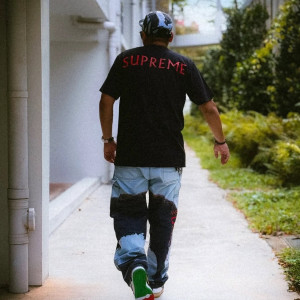 SUPREME T-shirt SUPREME T-shirt