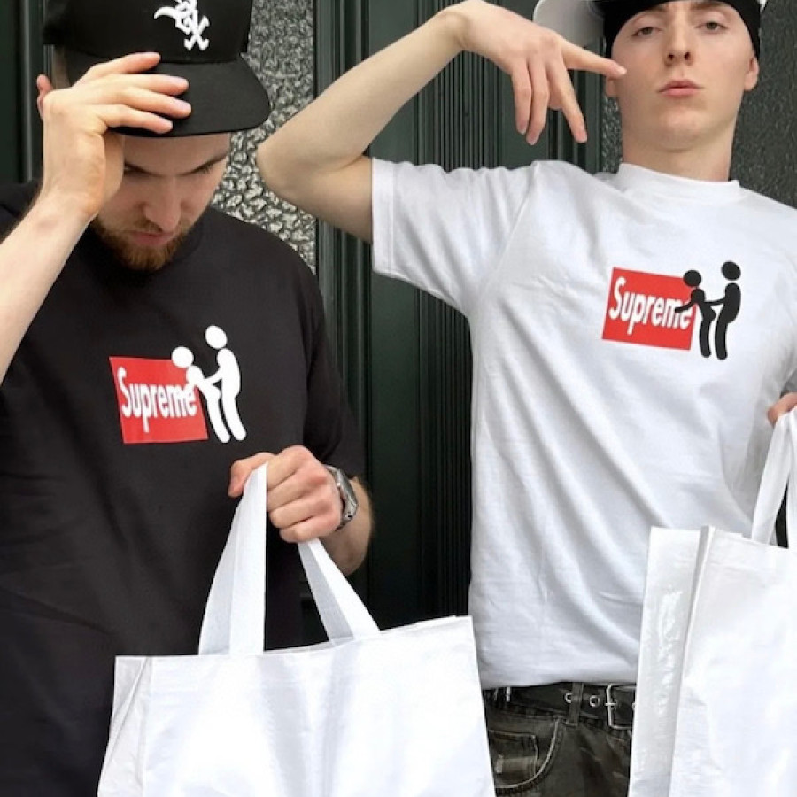 SUPREME T-shirt SUPREME T-shirt
