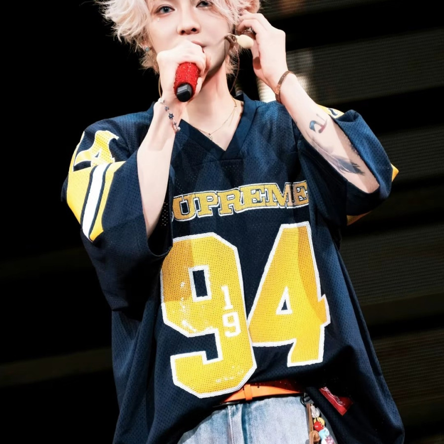 Supreme T-shirt Supreme T-shirt